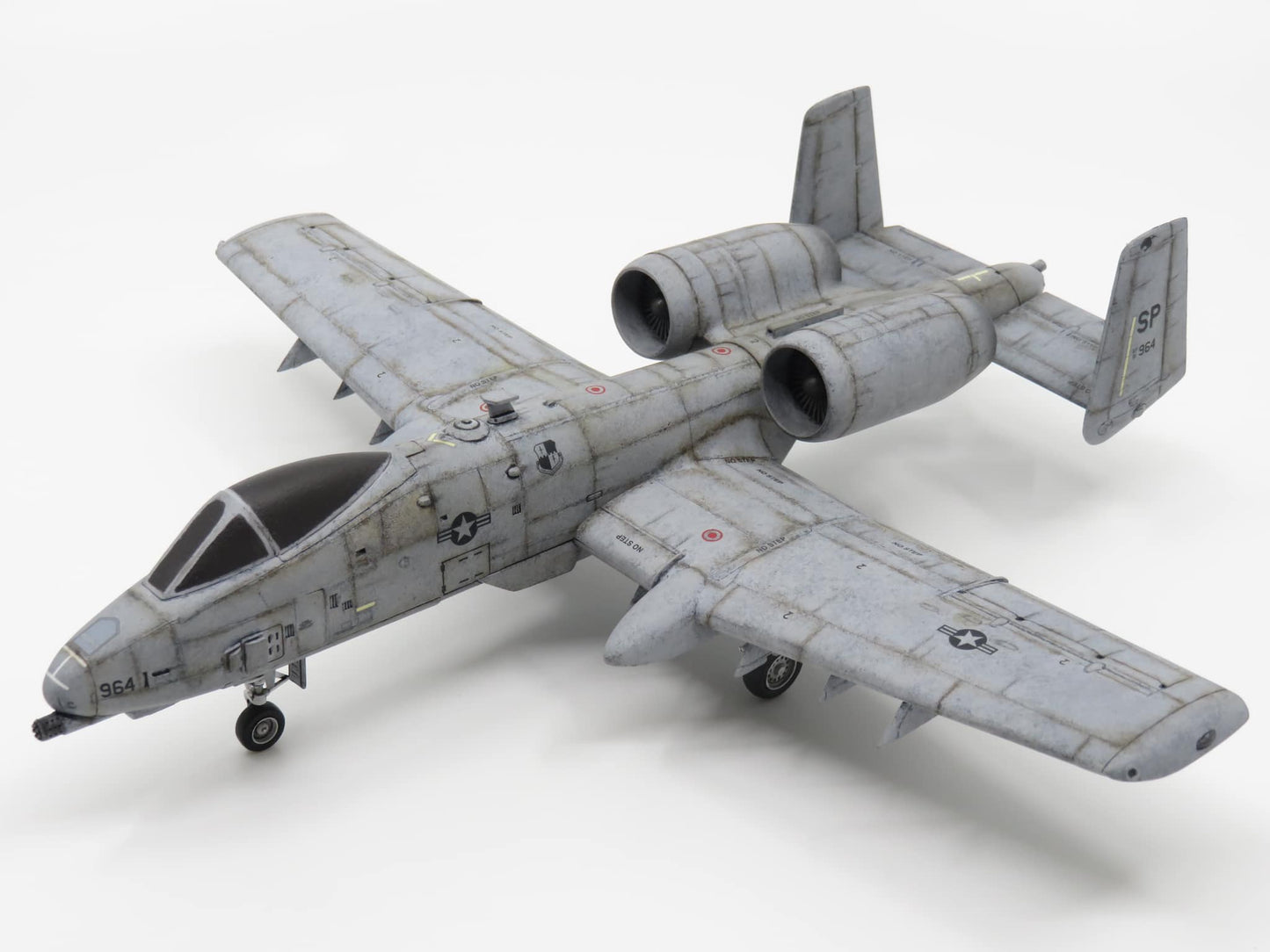 MODFORGE & ACADEMY | A-10A THUNDERBOLT II (OPERATION IRAQI FREEDOM) - 1:72 SCALE MODEL AIRCRAFT KIT