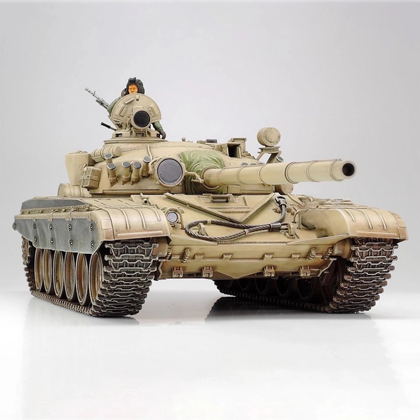 MODFORGE & TAMIYA |  T72 M1 RUSSIAN TANK - 1:35 SCALE MODEL TANK KIT